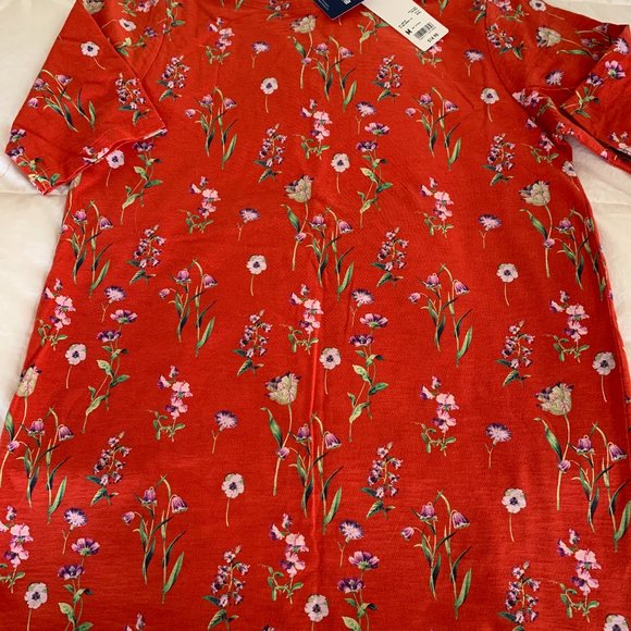 NWT UNIGLO RED FLORAL SHORT SLEEVE T-SHIRT, UNWORN SIZE MEDIUM - Picture 3 of 4